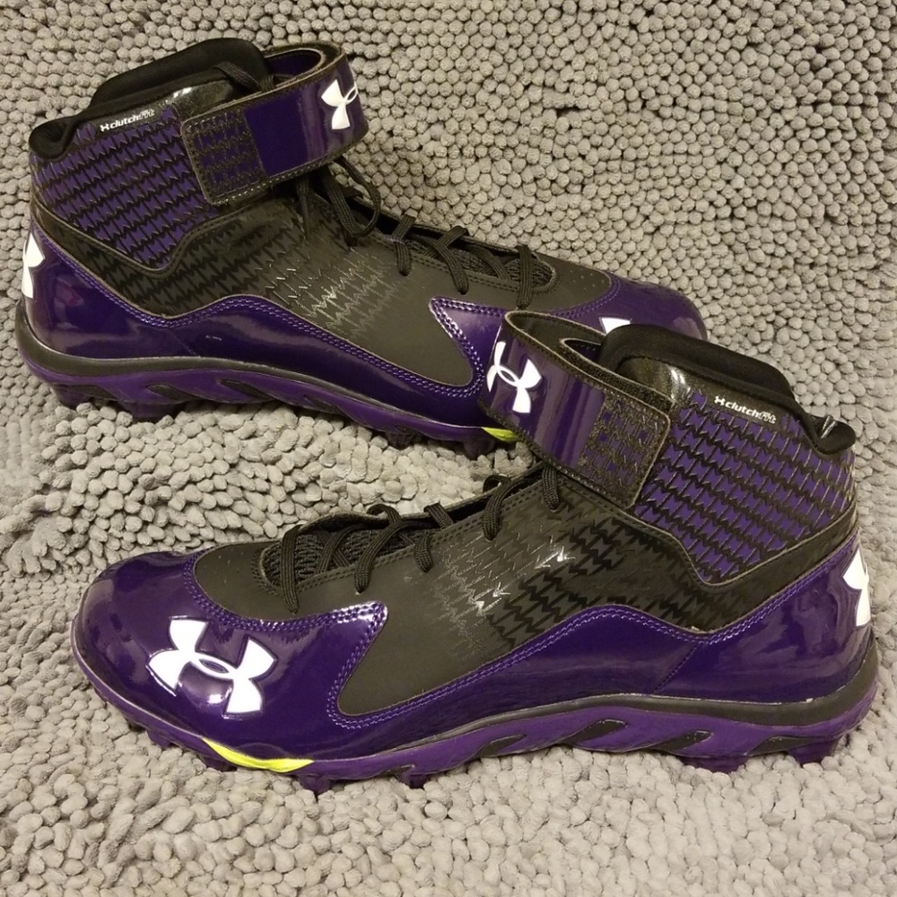 UNDER ARMOUR Team Spine Fierce Molded Cleats